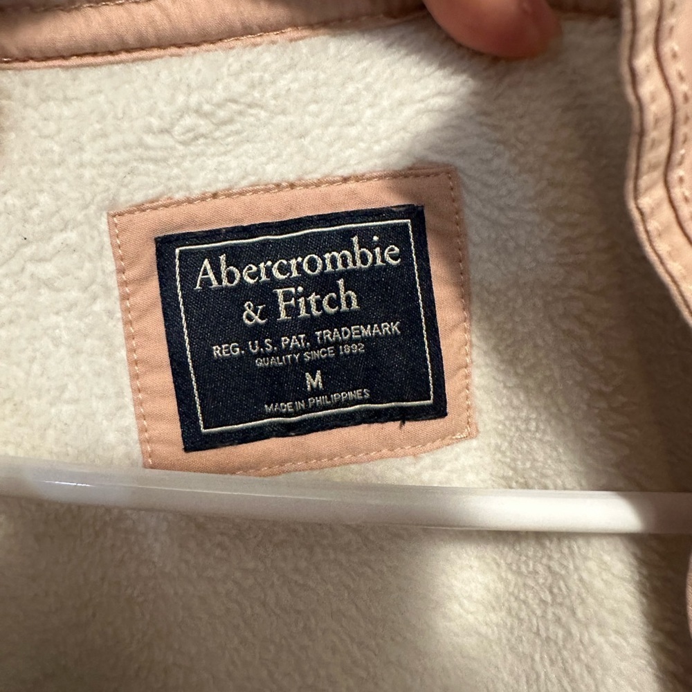 Abercrombie & Fitch Asymmetrical Snap Fleece Pullover White Blush Pink Size M - Picture 8 of 9